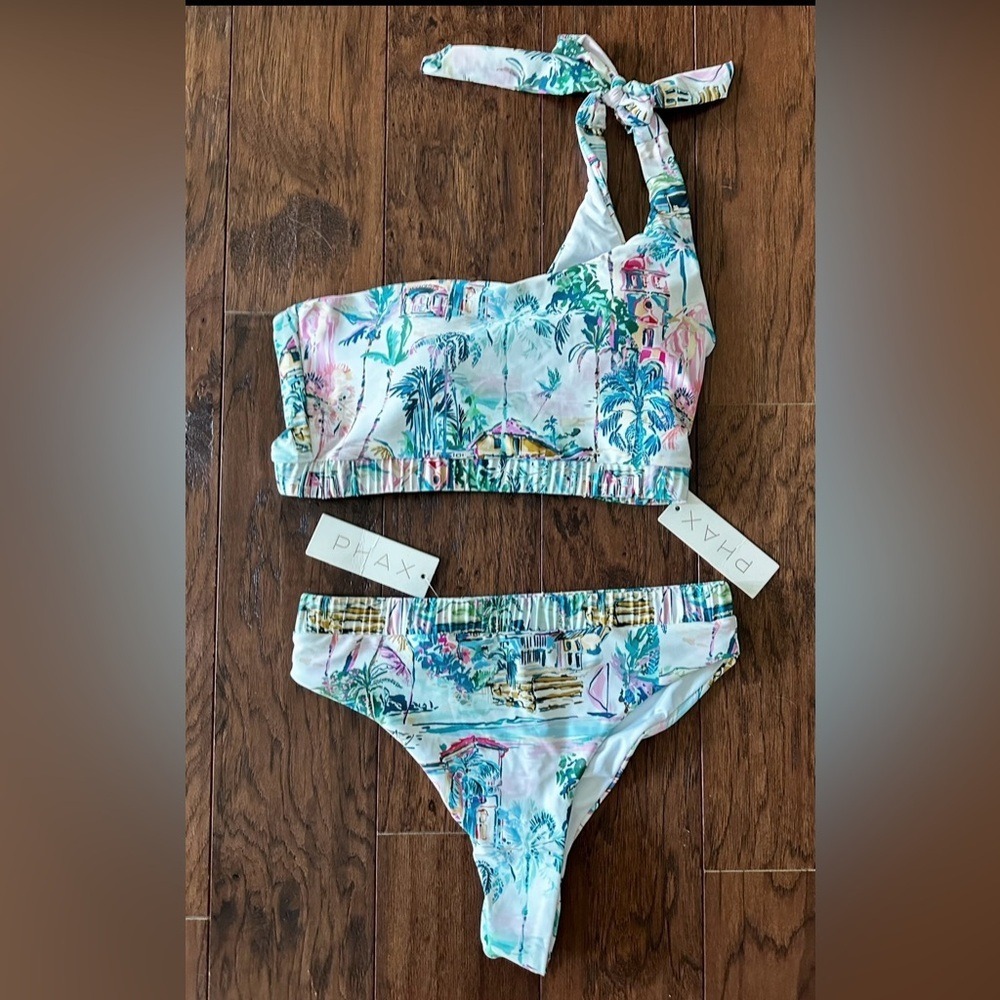 NWT Phax The Island Asymmetric Bikini Top Bottoms sz Medium